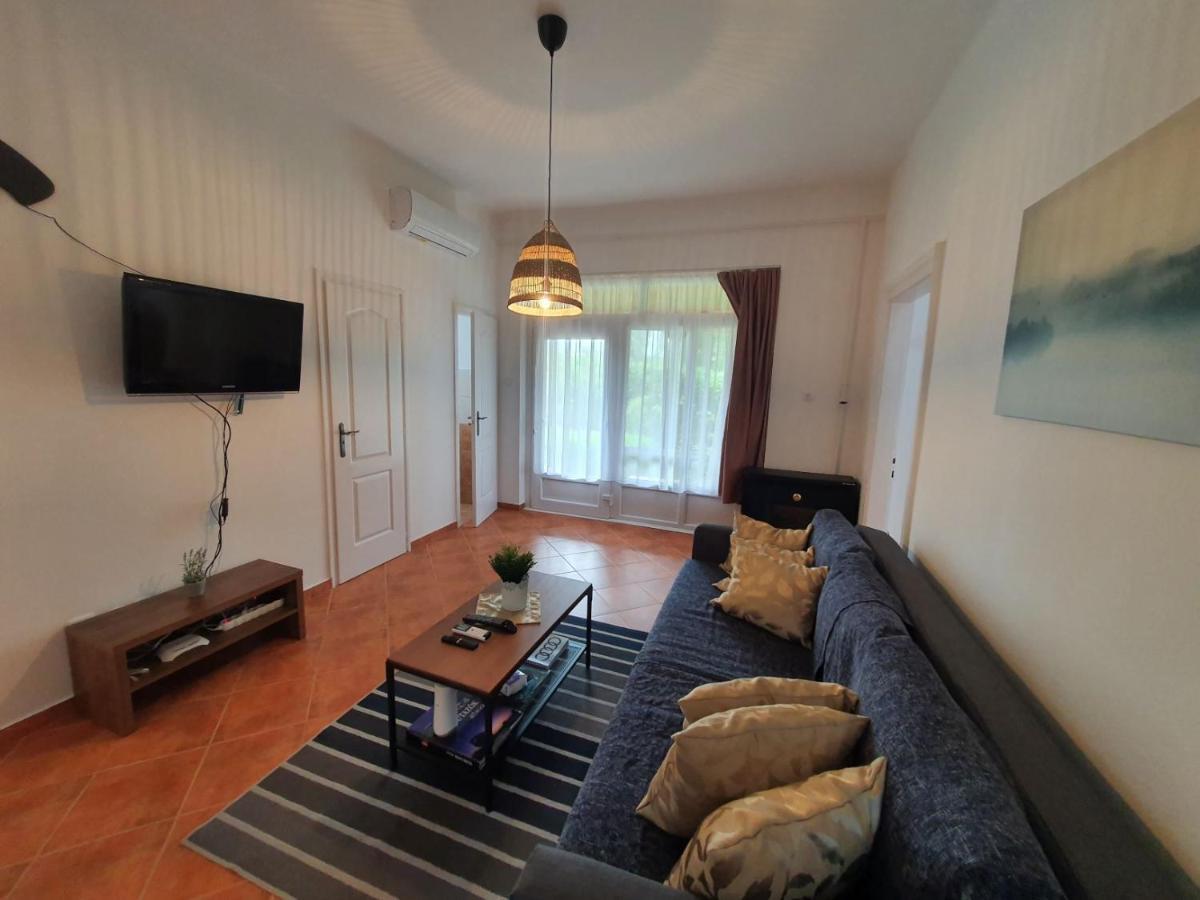 Fagreci Villa Balatonmáriafürdő Exteriör bild