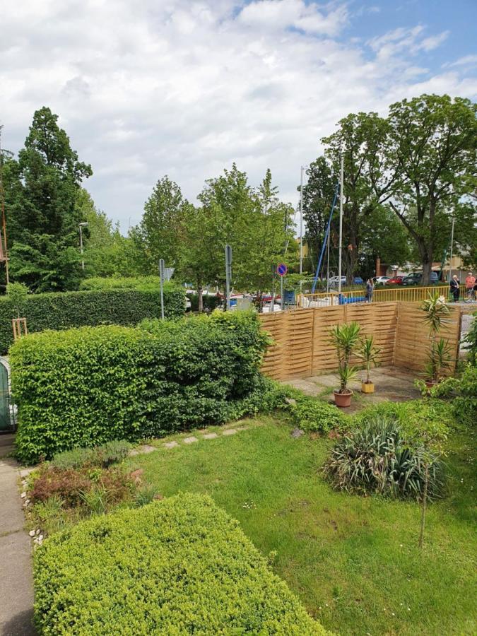 Fagreci Villa Balatonmáriafürdő Exteriör bild